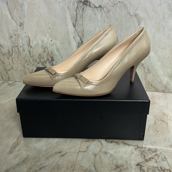 Prada Pointed Toe Pump NWOT - Picture 6 of 8